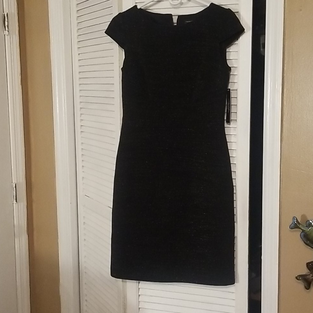 TAHARI dress